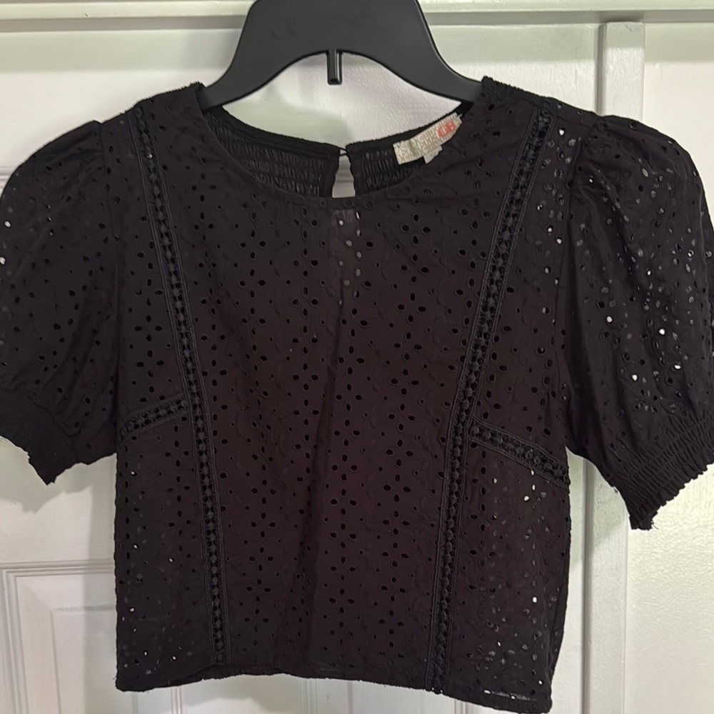 Gianni Bini Black Eyelet Crop Top